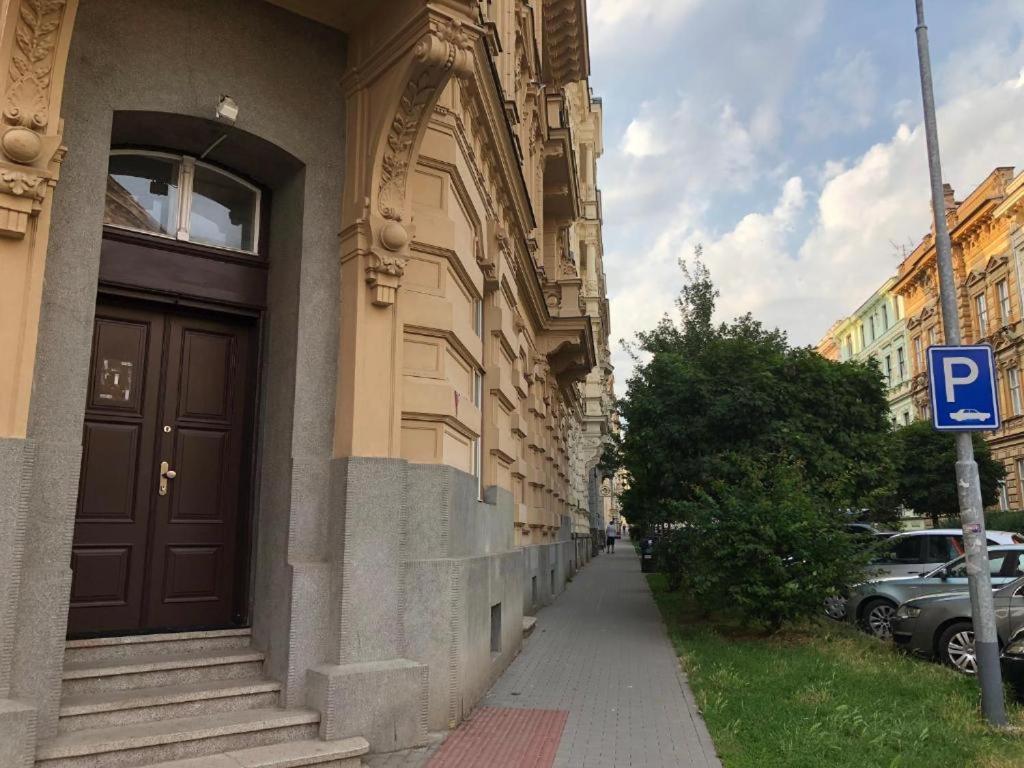 Apatrhostel Brno Brünn Exterior foto