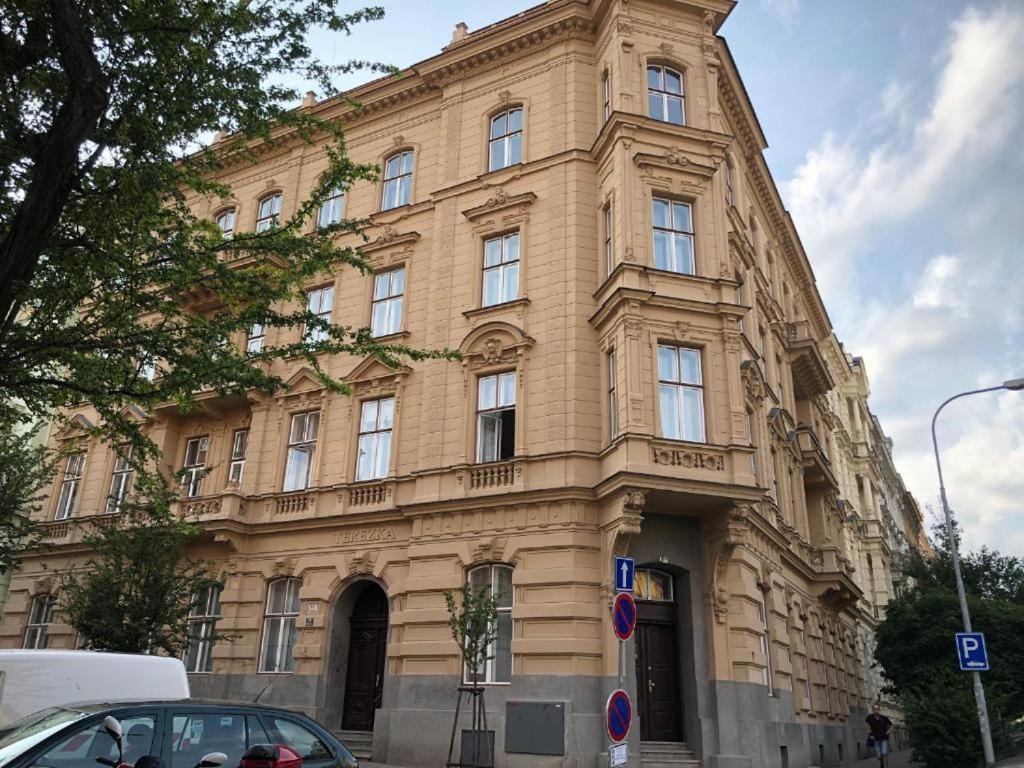 Apatrhostel Brno Brünn Exterior foto
